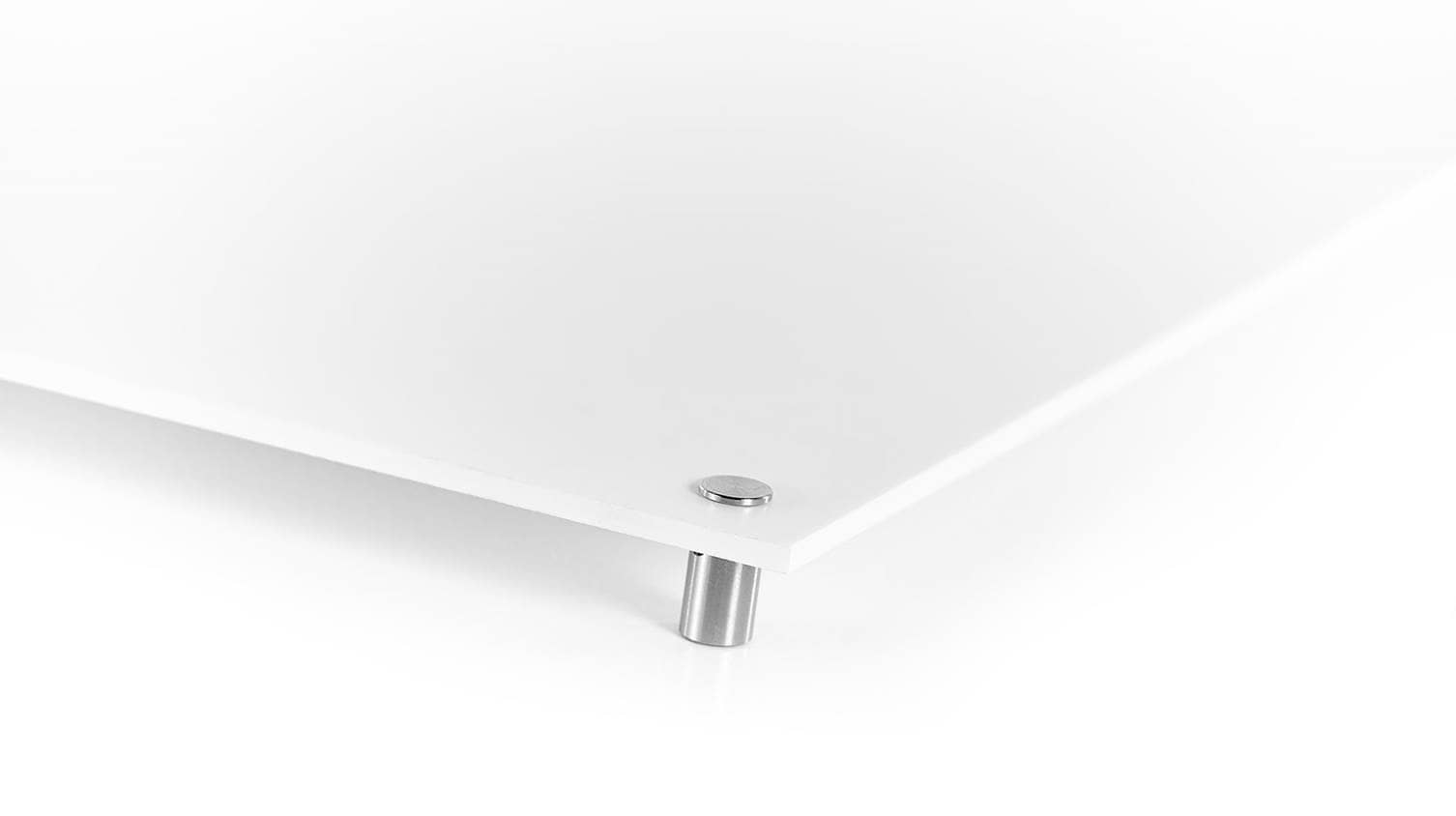 Targhe con fori e distaziatori